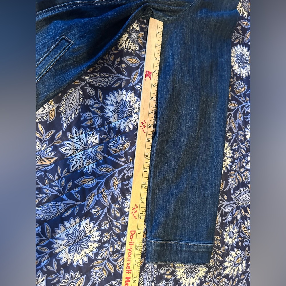 Chico’s Large Size 2 Blue Denim Jacket - Picture 10 of 11